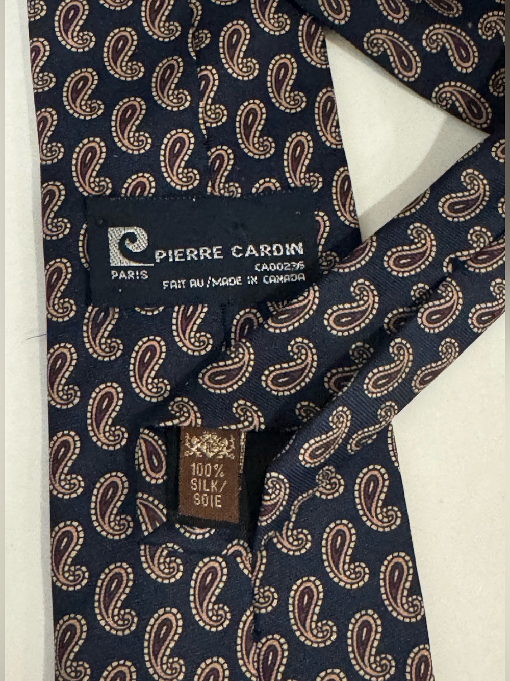 Vintage Pierre Cardin Paris 100% Silk Tie navy blue red paisley classic office